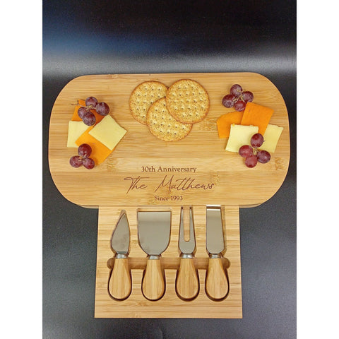 30th Wedding Anniversary - Personalized Pearl Cheese Board