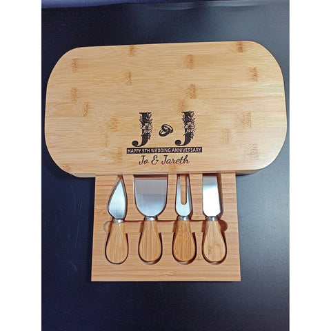 "5th Anniversary Gift - Personalized Cheeseboard for Couples